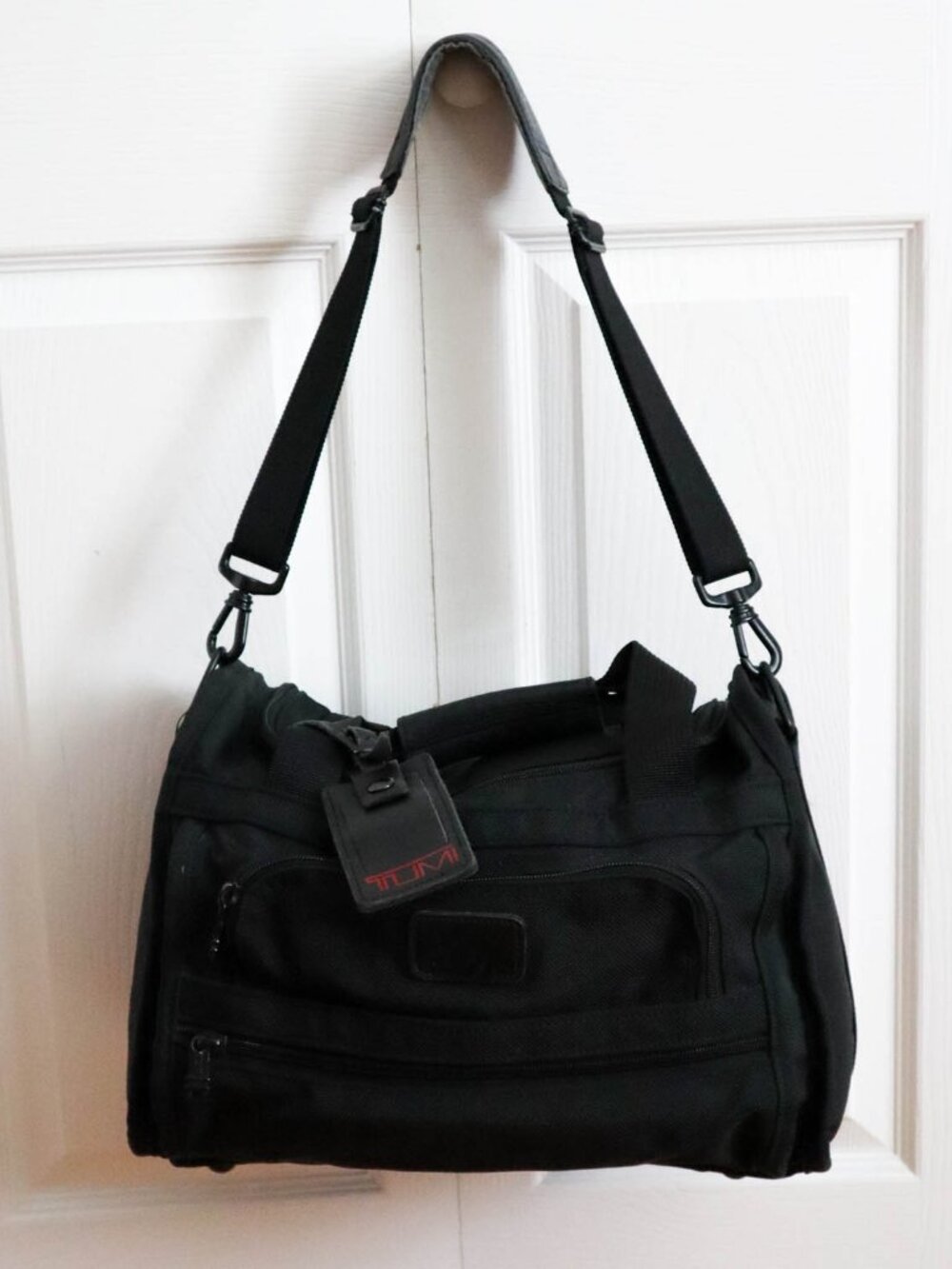 Tumi Ballistic Nylon Compact Carry-on Shoulder Bag Weekender Duffle Black Travel
